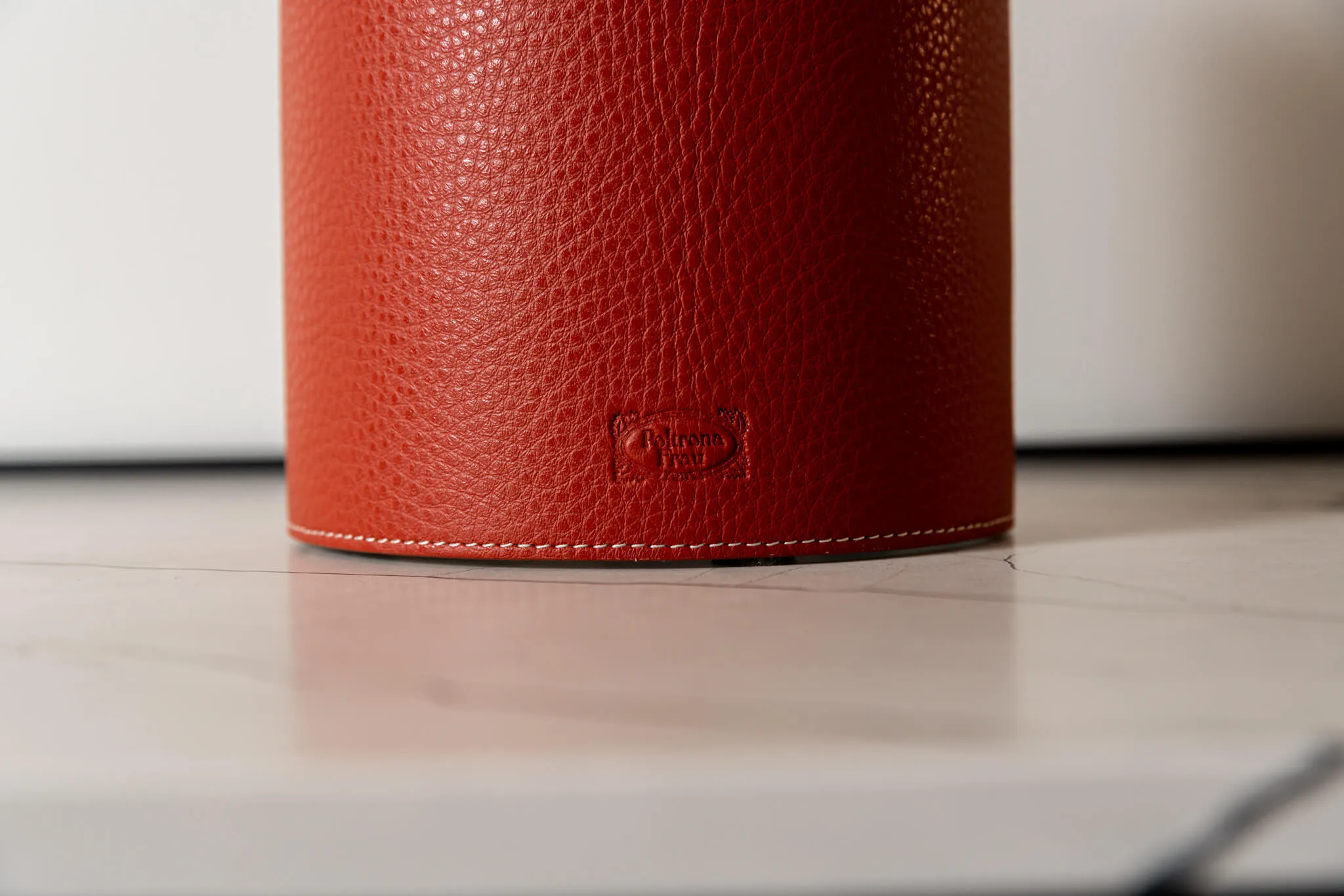 Ваза Leather Pot Nest Marte -итальянских и ведущих мировых брендов в Москве